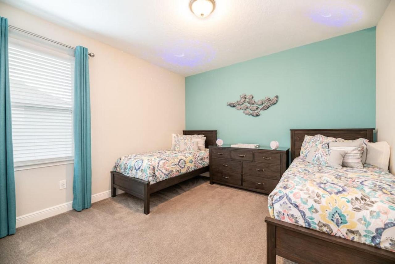 Spacious 8 Bdr Family Home With Arcades And Free Pool Heat Orlando Exterior foto